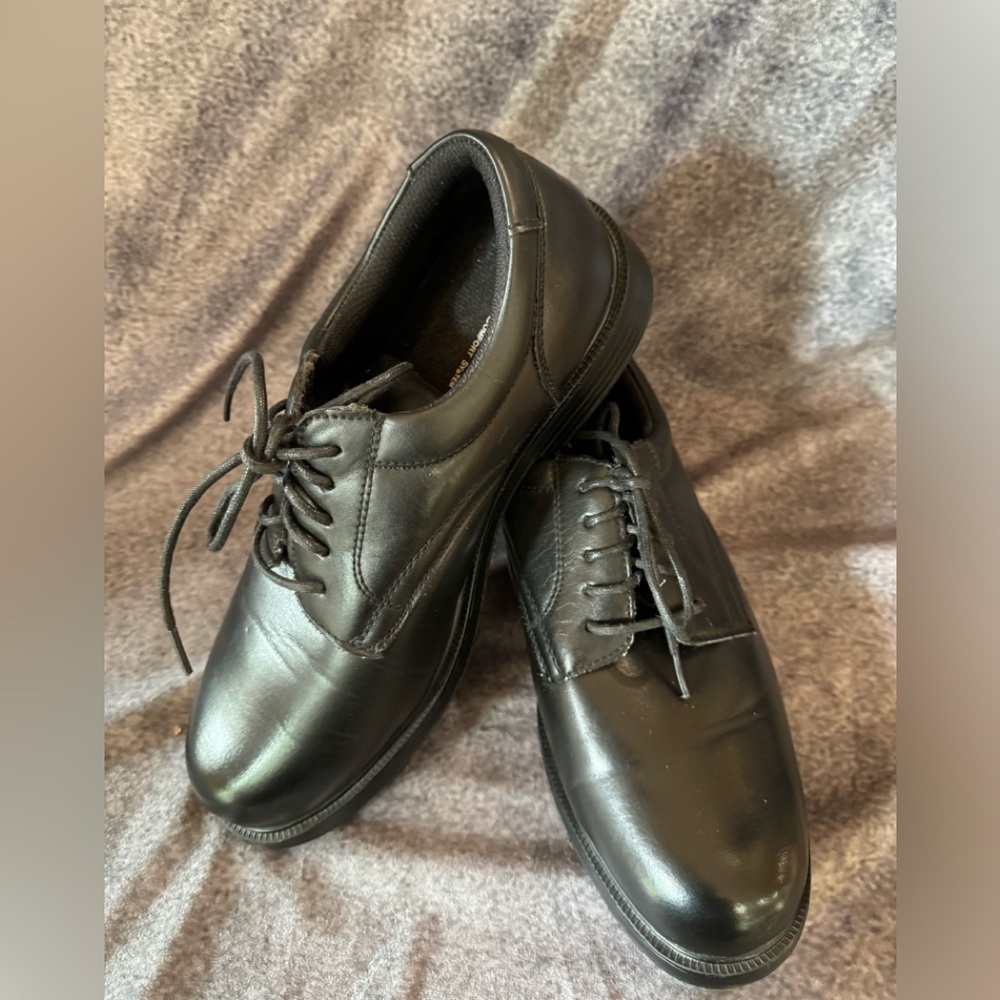 Soft stags men's comfort shoes.